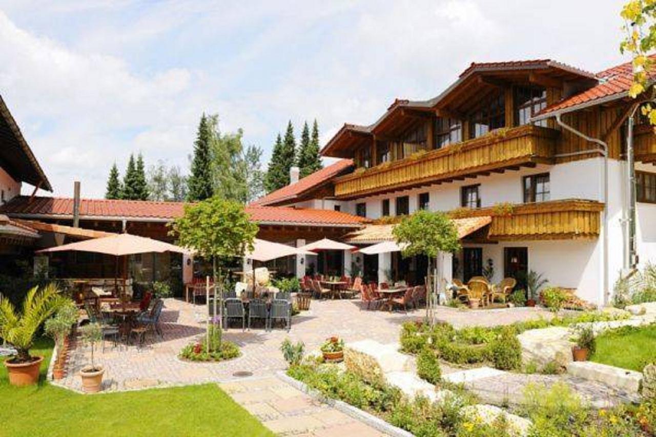 Allgaeuer Kraeuteralm Hotel Oberstaufen Exterior photo