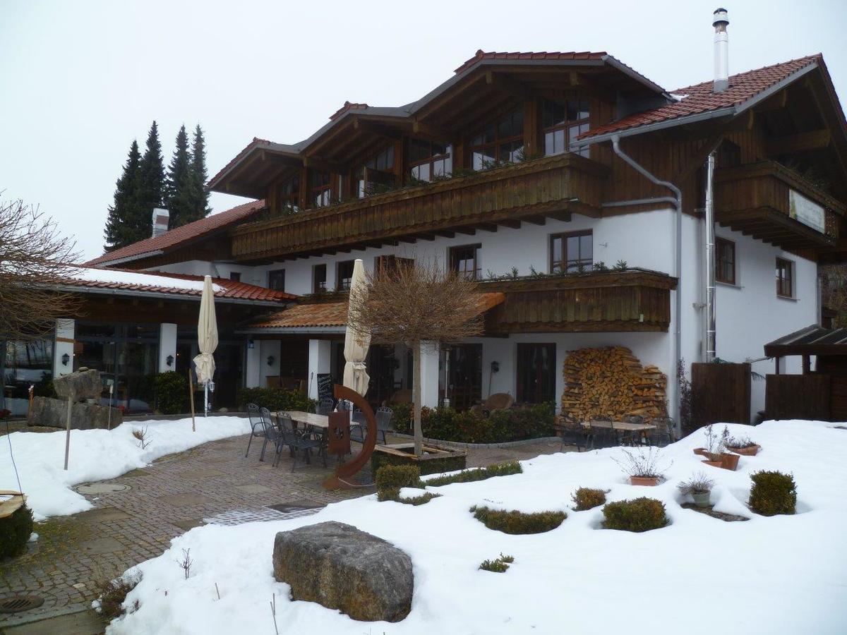 Allgaeuer Kraeuteralm Hotel Oberstaufen Exterior photo